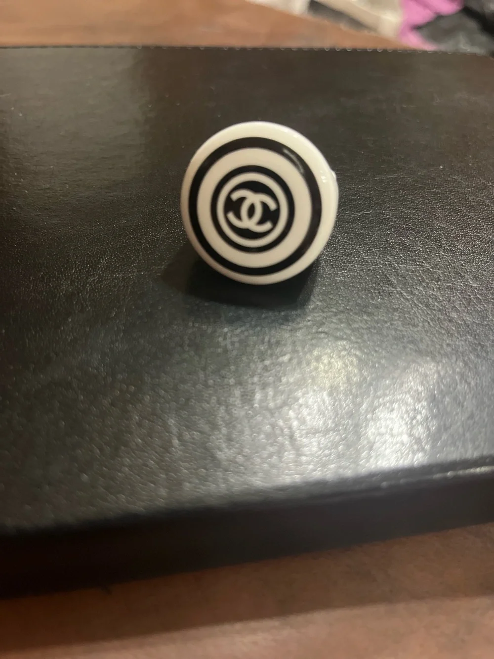 ChaneI Resin Swirl Black White Letter Logo Hippie Boho Vibes Ring Size 8